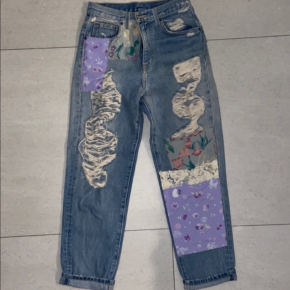 LF Carmar Patch Boyfriend Jeans